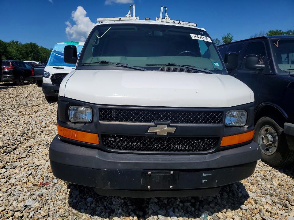 58499146 :رقم المزاد ، 1GCWGFCFXF1167607 vin ، 2015 Chevrolet Express G2500 مزاد بيع