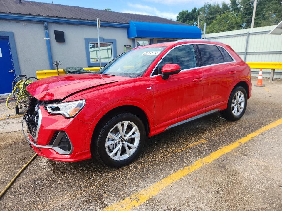 57495356 :رقم المزاد ، WA1DECF32S1059421 vin ، 2025 Audi Q3 مزاد بيع