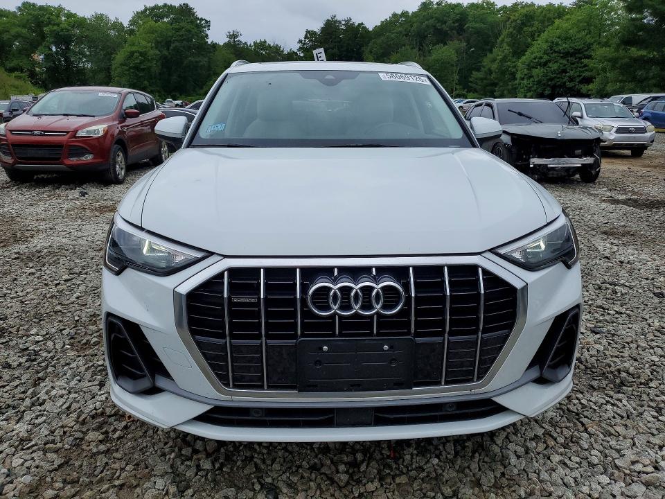 58069126 :رقم المزاد ، WA1DECF35L1060158 vin ، 2020 Audi Q3 مزاد بيع