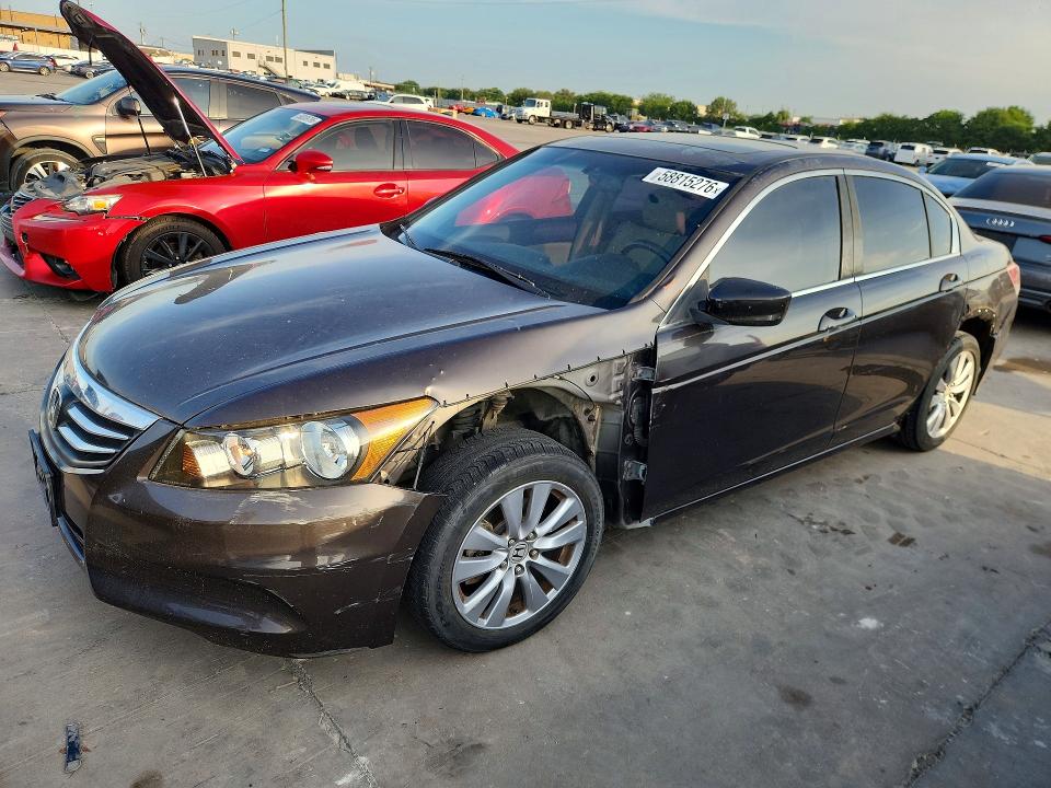58815276 :رقم المزاد ، 1HGCP2F89BA071424 vin ، 2011 Honda Accord مزاد بيع
