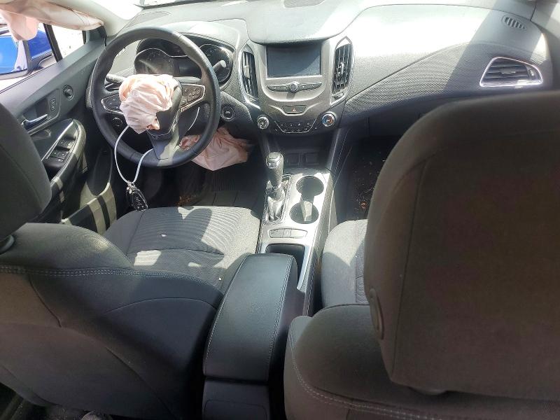 59322766 :رقم المزاد ، 1G1BE5SM0J7117053 vin ، 2018 Chevrolet Cruze مزاد بيع