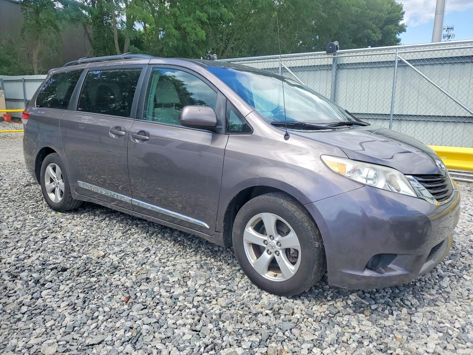 Aukcja sprzedaży 2014 Toyota Sienna, vin: 5TDKK3DC2ES497677, numer aukcji: 57565666