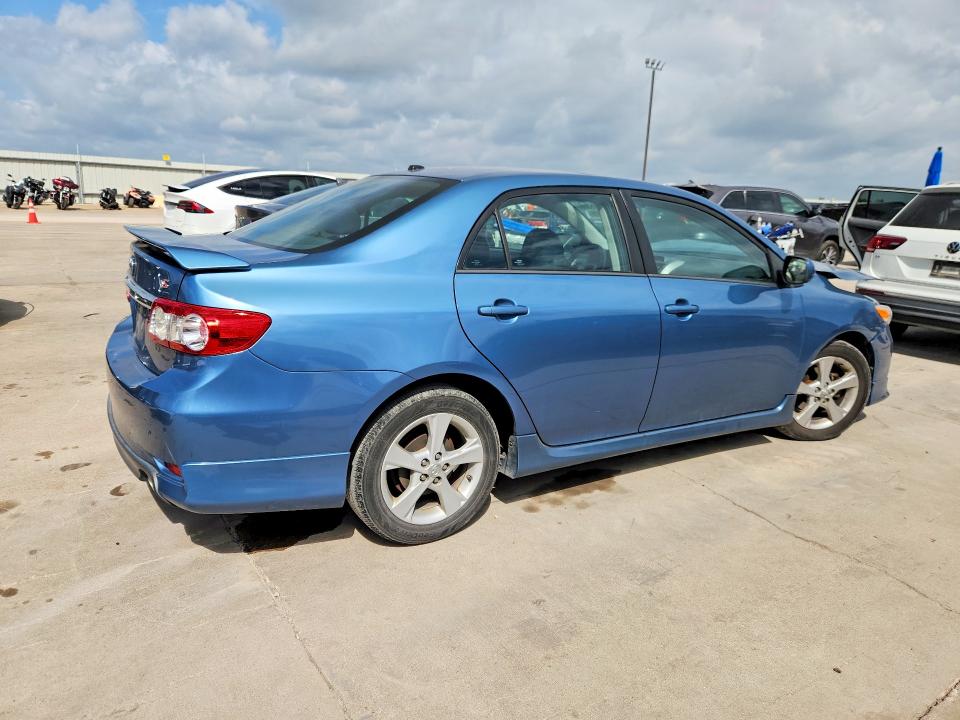 58598306 :رقم المزاد ، 5YFBU4EE6CP070721 vin ، 2012 Toyota Corolla مزاد بيع