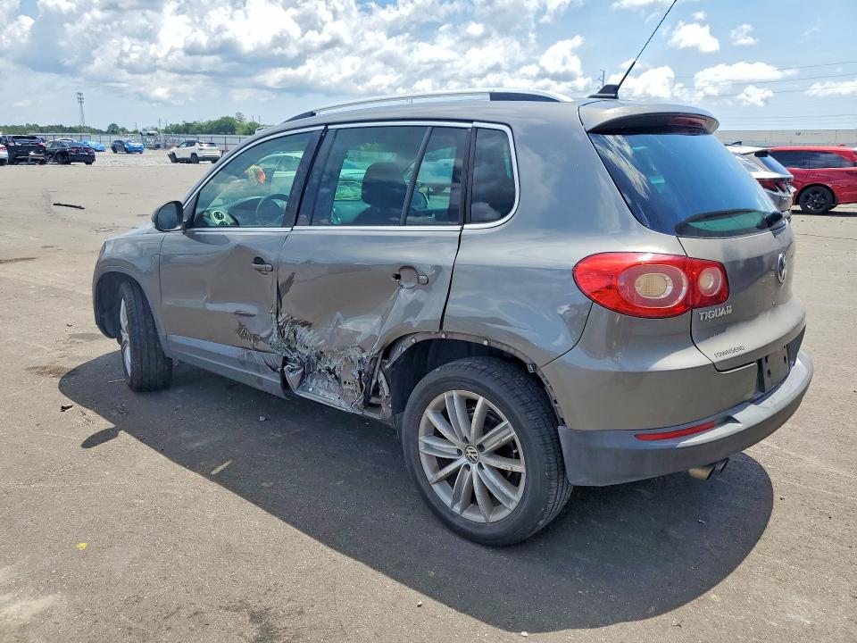 58797326 :رقم المزاد ، WVGAV7AX5BW539106 vin ، 2011 Volkswagen Tiguan مزاد بيع