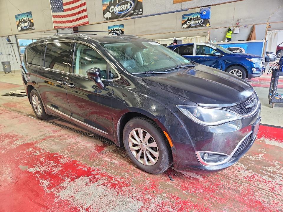 Продаж на аукціоні авто 2018 Chrysler Pacifica, vin: 2C4RC1BG9JR114424, номер лоту: 57719046