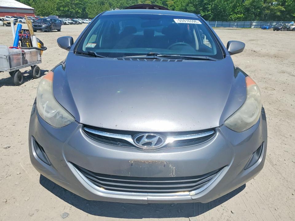 2011 Hyundai Elantra მანქანა იყიდება აუქციონზე, vin: 5NPDH4AE5BH057666, აუქციონის ნომერი: 55916596