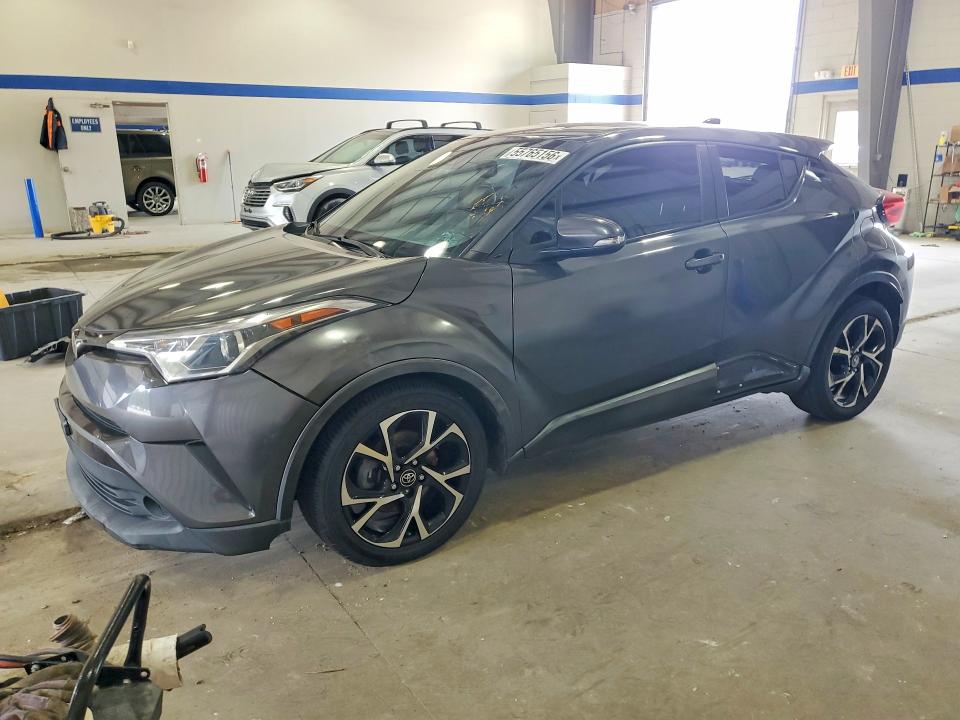 55765156 :رقم المزاد ، NMTKHMBX5KR068845 vin ، 2019 Toyota C-hr مزاد بيع