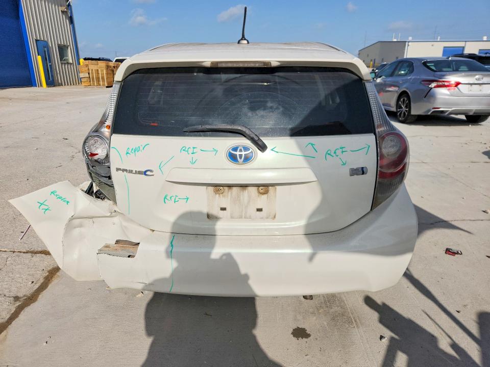 Продажа на аукционе авто 2012 Toyota Prius C, vin: JTDKDTB3XC1500106, номер лота: 59135356