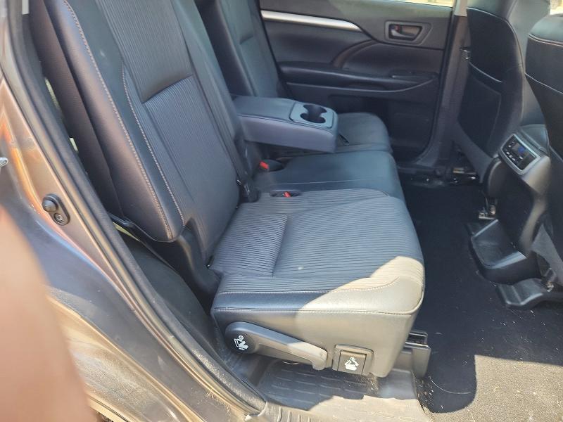 Aukcja sprzedaży 2018 Toyota Highlander, vin: 5TDBZRFH5JS812280, numer aukcji: 56708866