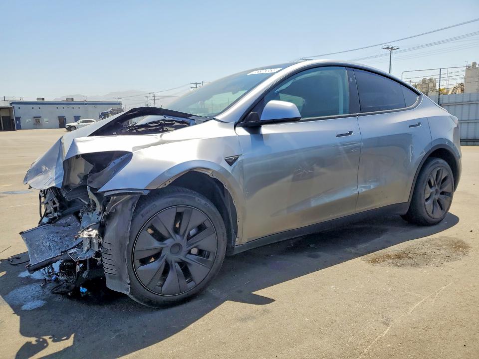 2024 Tesla Model Y მანქანა იყიდება აუქციონზე, vin: 7SAYGDEE3RA325251, აუქციონის ნომერი: 56825356