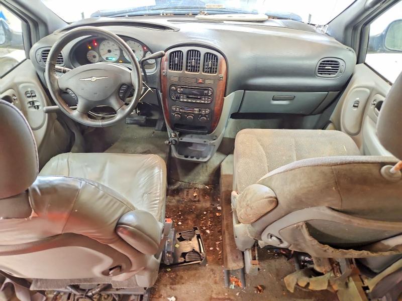 2004 Chrysler Town & Country მანქანა იყიდება აუქციონზე, vin: 2C4GP54L14R611761, აუქციონის ნომერი: 56894506