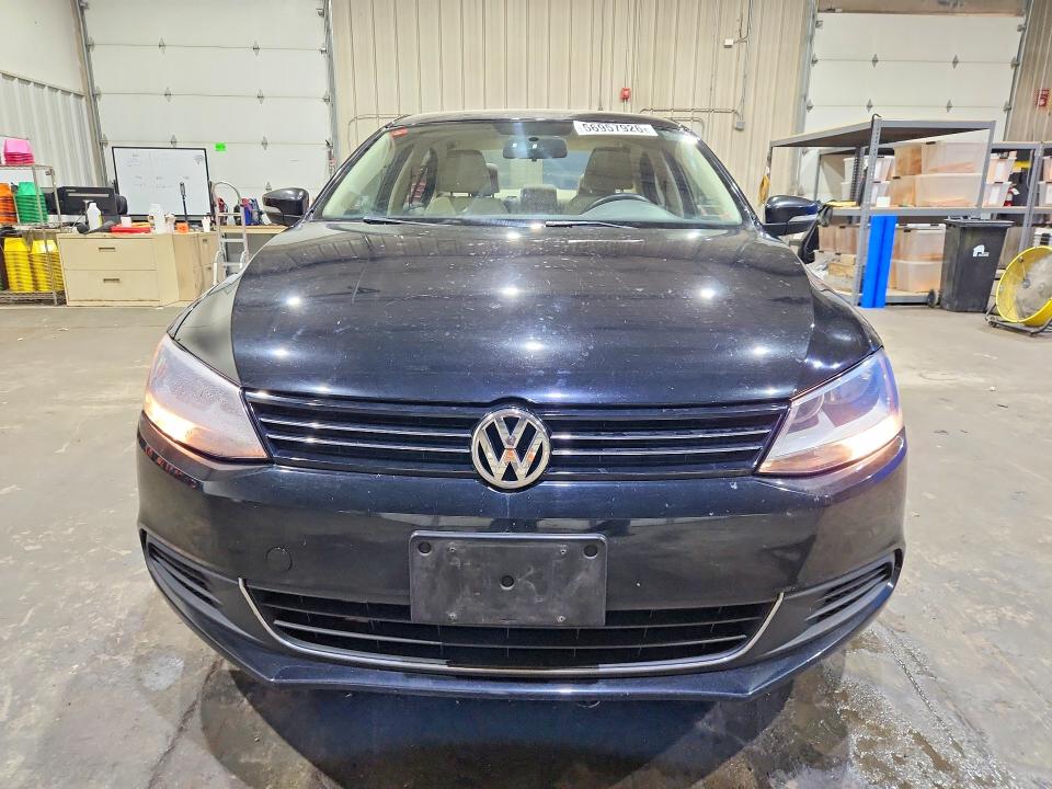Продажа на аукционе авто 2013 Volkswagen Jetta, vin: 3VWDP7AJ6DM451172, номер лота: 56957926