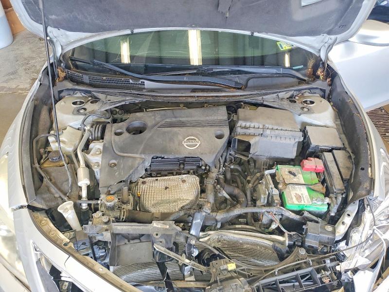 2015 Nissan Altima მანქანა იყიდება აუქციონზე, vin: 1N4AL3AP5FC470496, აუქციონის ნომერი: 55986086