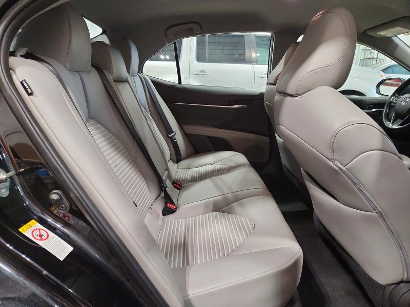 58006326 :رقم المزاد ، 4T1B11HK2KU172863 vin ، 2019 Toyota Camry مزاد بيع