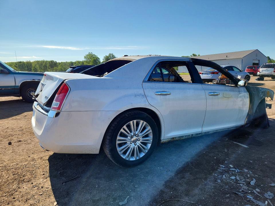 2014 Chrysler 300 მანქანა იყიდება აუქციონზე, vin: 2C3CCARG0EH249545, აუქციონის ნომერი: 58196346