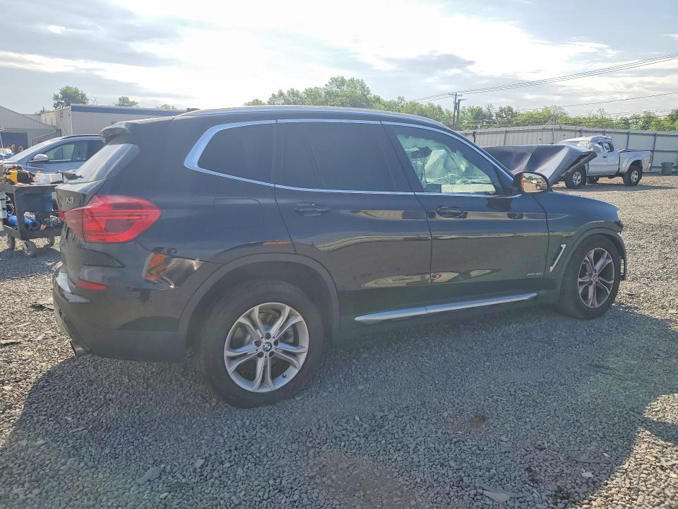 Продажа на аукционе авто 2018 Bmw X3, vin: 5UXTR9C54JLD57620, номер лота: 57212006