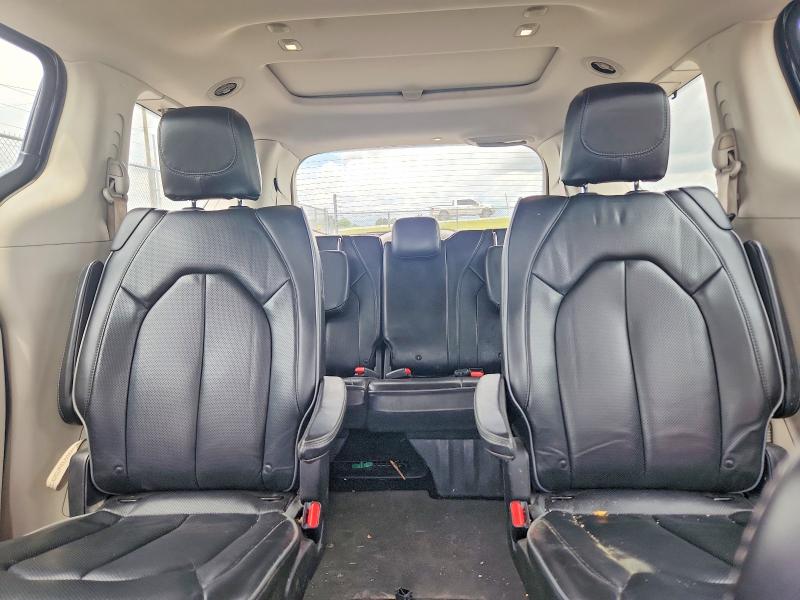 58107046 :رقم المزاد ، 2C4RC1GG9KR574225 vin ، 2019 Chrysler Pacifica مزاد بيع