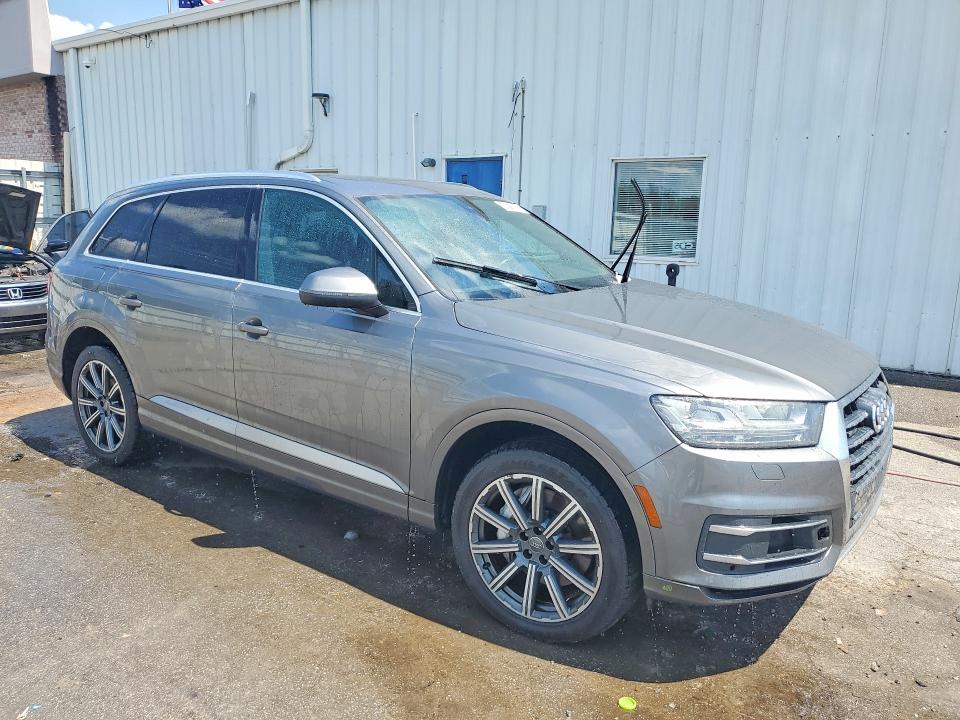 Продажа на аукционе авто 2017 Audi Q7, vin: WA1LAAF7XHD015494, номер лота: 56778566