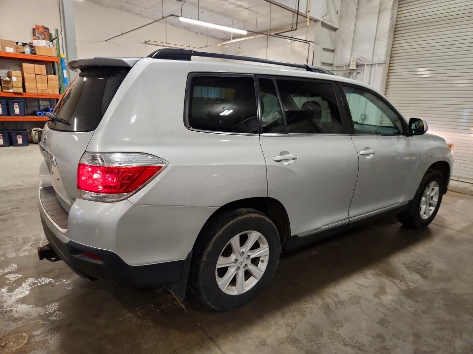 Продажа на аукционе авто 2012 Toyota Highlander, vin: 5TDBK3EH2CS123531, номер лота: 59094076