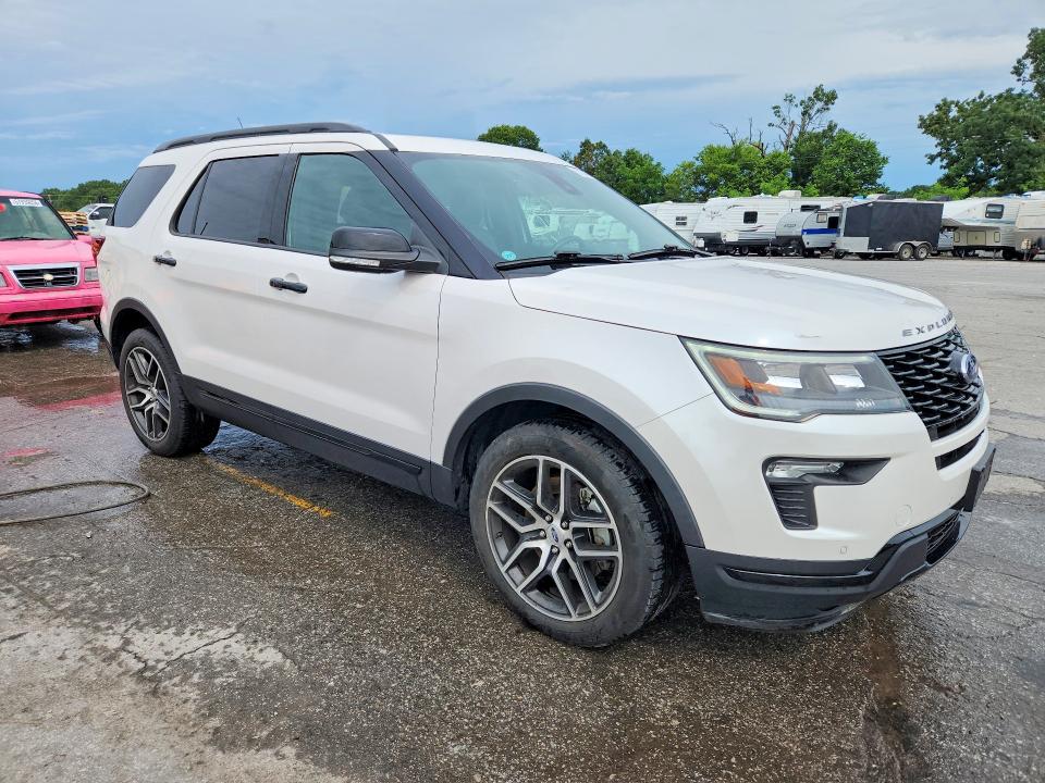 57544736 :رقم المزاد ، 1FM5K8GT4KGA89172 vin ، 2019 Ford Explorer مزاد بيع