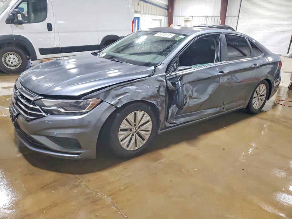 55913316 :رقم المزاد ، 3VWCB7BU5KM247947 vin ، 2019 Volkswagen Jetta مزاد بيع