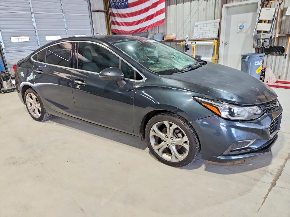 2017 Chevrolet Cruze მანქანა იყიდება აუქციონზე, vin: 3G1BF5SM4HS554479, აუქციონის ნომერი: 55737516