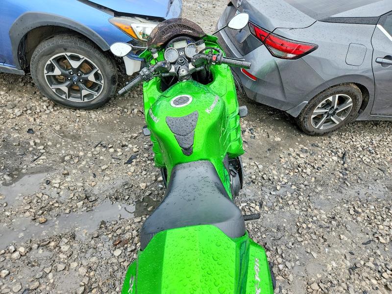 58554046 :رقم المزاد ، JKBZXNE12CA004735 vin ، 2012 Kawasaki Zx1400 مزاد بيع