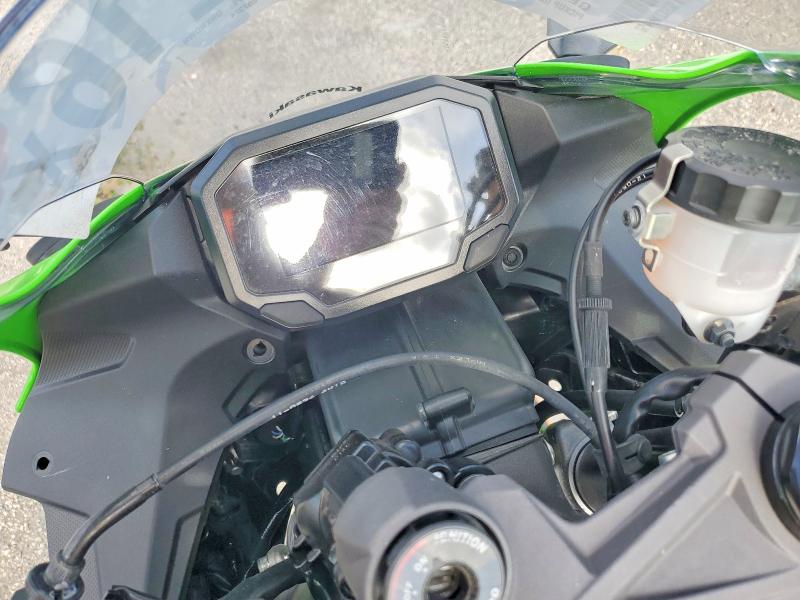 57892216 :رقم المزاد ، JKBZXJK12SA007324 vin ، 2025 Kawasaki Zx636 مزاد بيع