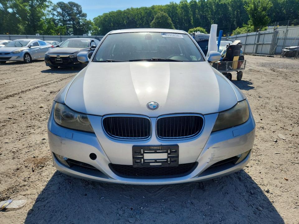 56285636 :رقم المزاد ، WBAPH5G56BNM72759 vin ، 2011 Bmw 328 مزاد بيع