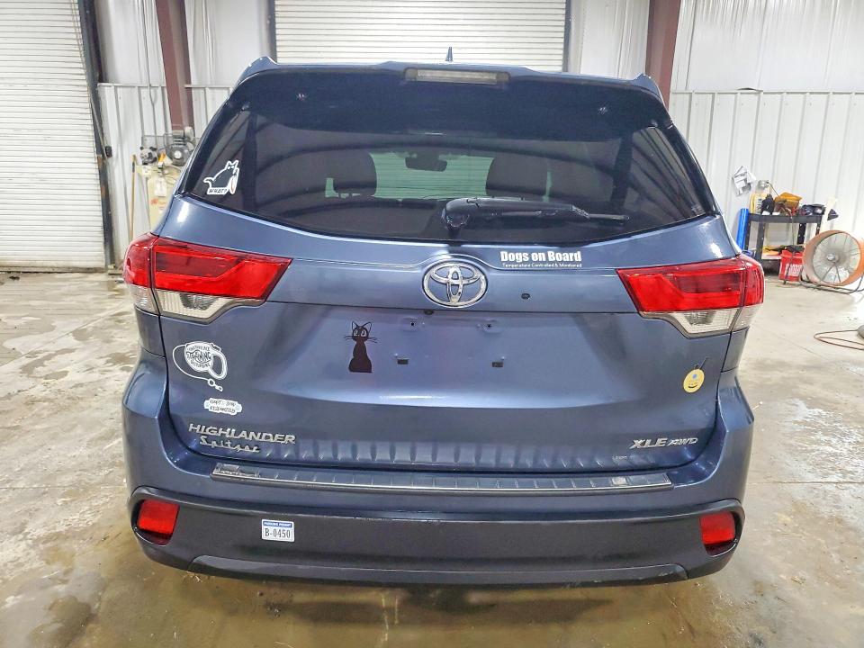 57161696 :رقم المزاد ، 5TDJZRFH6KS954683 vin ، 2019 Toyota Highlander مزاد بيع