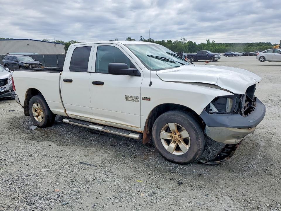57316886 :رقم المزاد ، 1C6RR6FT5FS755845 vin ، 2015 Ram 1500 مزاد بيع
