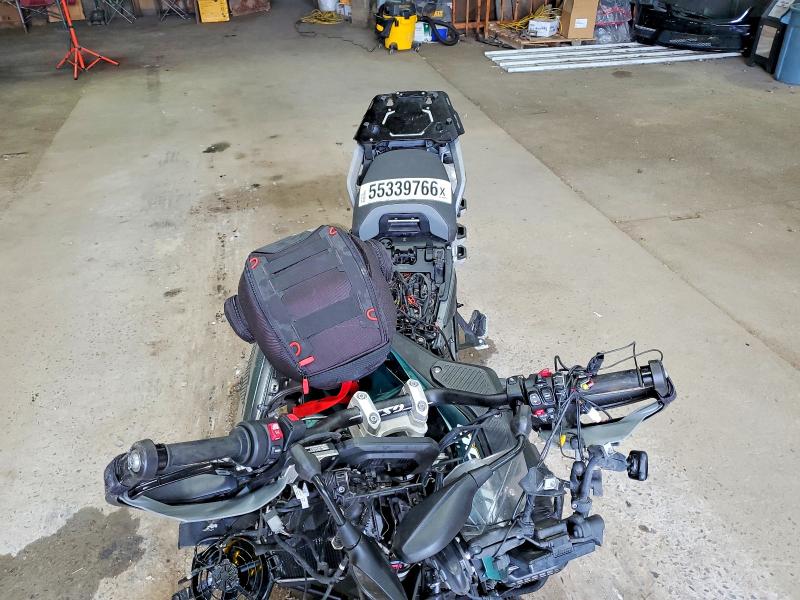55339766 :رقم المزاد ، WB10M3304S6K98969 vin ، 2025 Bmw R 1300 مزاد بيع