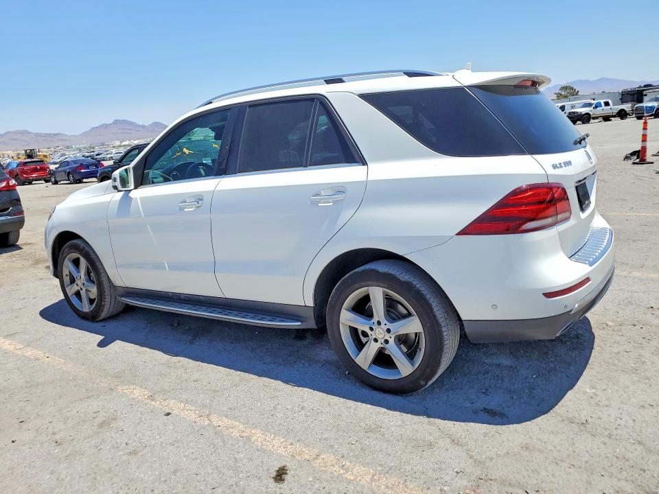 56984306 :رقم المزاد ، 4JGDA5JB8HA827760 vin ، 2017 Mercedes-benz Gle مزاد بيع