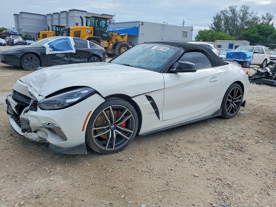 Продажа на аукционе авто 2021 Bmw Z4, vin: WBAHF9C08MWX37304, номер лота: 55837586