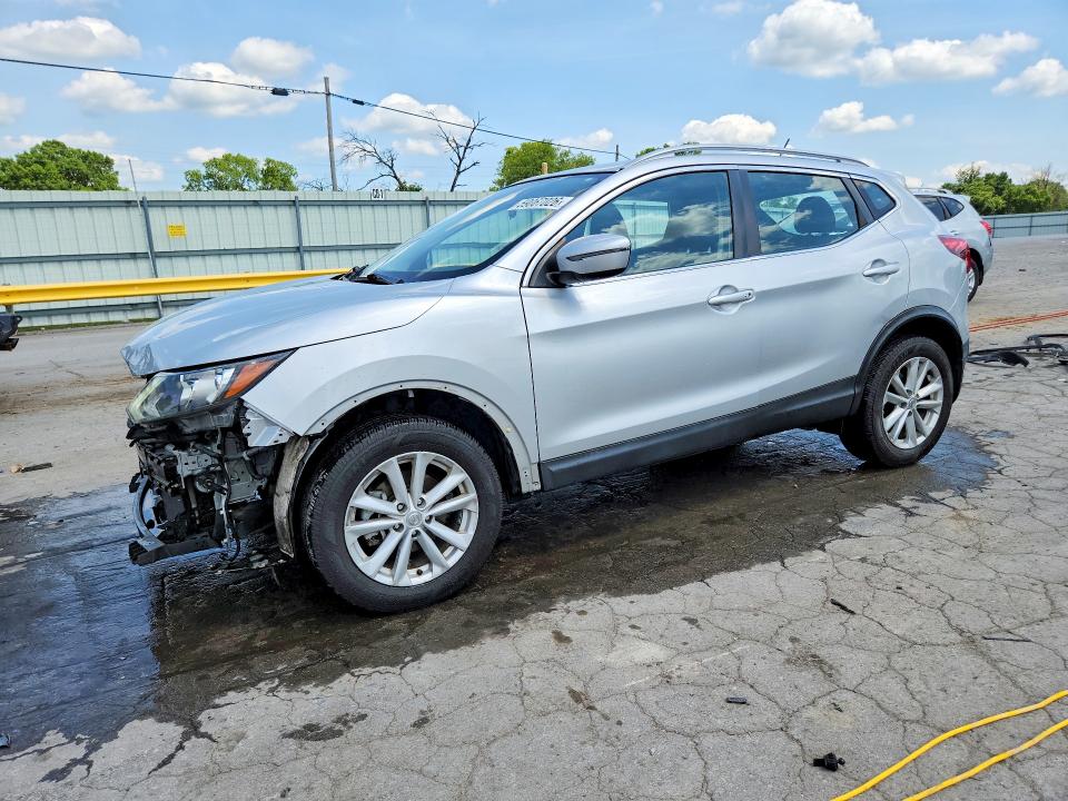 59067026 :رقم المزاد ، JN1BJ1CRXHW132314 vin ، 2017 Nissan Rogue Sport مزاد بيع