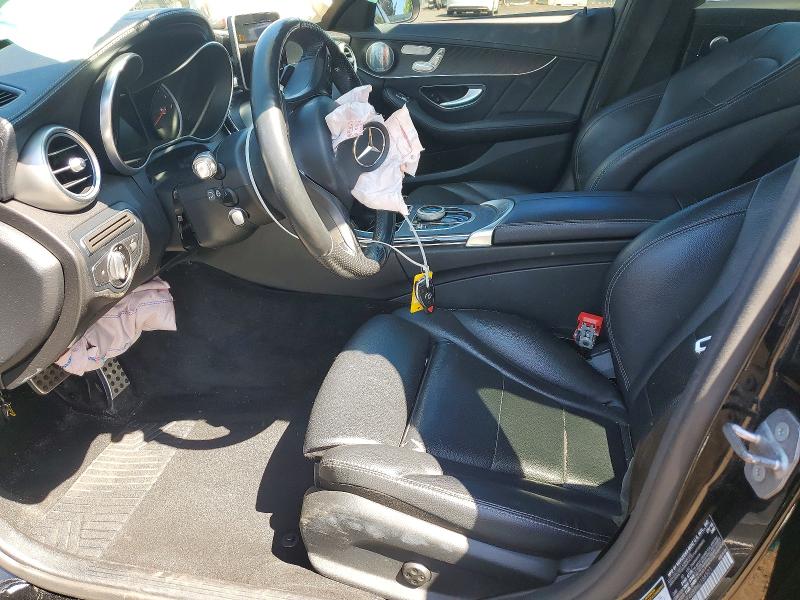 55845356 :رقم المزاد ، 55SWF4KB9HU186521 vin ، 2017 Mercedes-benz C مزاد بيع