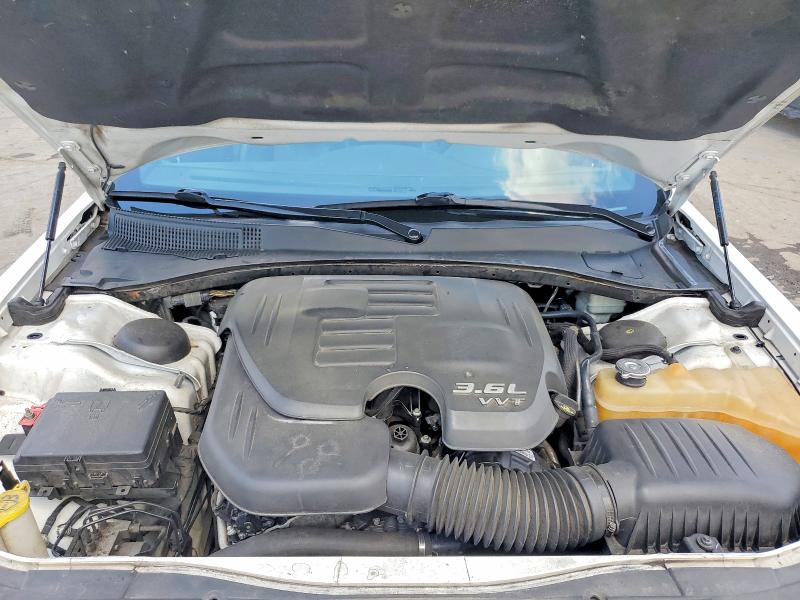58093076 :رقم المزاد ، 2C3CCAGG8FH892343 vin ، 2015 Chrysler 300 مزاد بيع