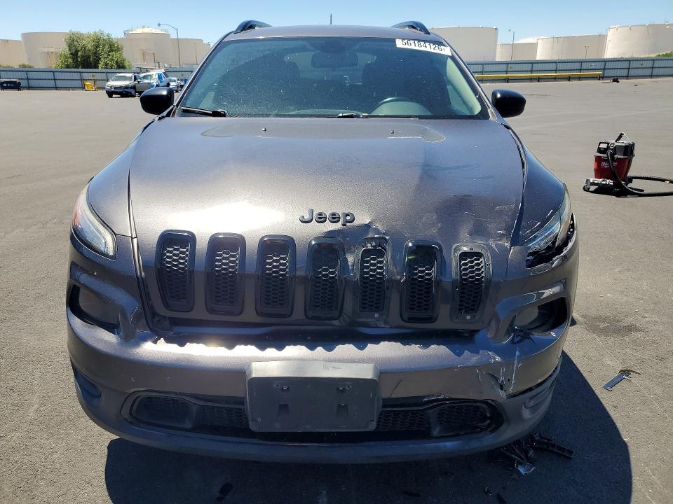 56184126 :رقم المزاد ، 1C4PJLAB6HW508799 vin ، 2017 Jeep Cherokee مزاد بيع