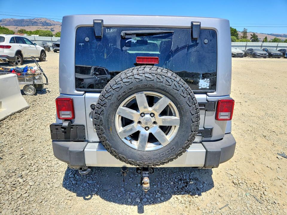 58306546 :رقم المزاد ، 1C4BJWEG3FL578616 vin ، 2015 Jeep Wrangler Unlimited مزاد بيع