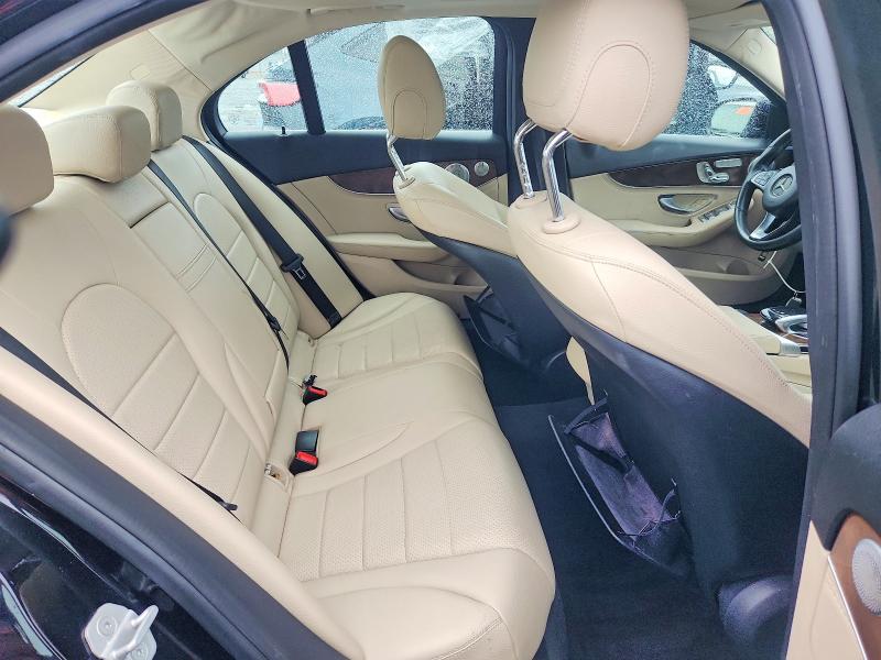 2015 Mercedes-benz C მანქანა იყიდება აუქციონზე, vin: 55SWF4KB4FU048902, აუქციონის ნომერი: 58101186