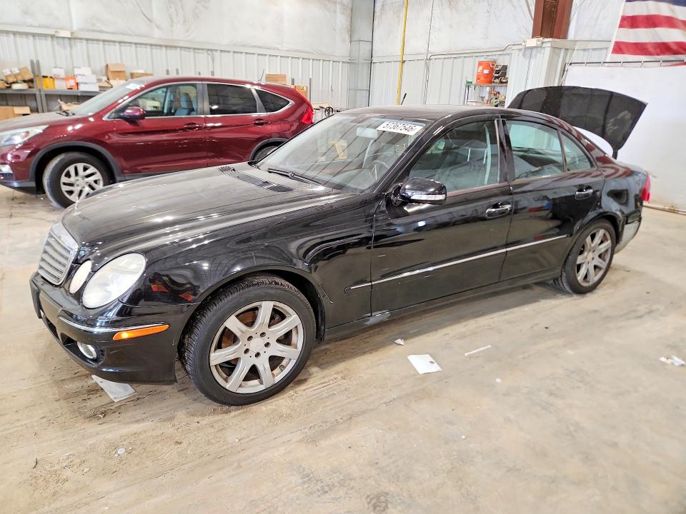 57367546 :رقم المزاد ، WDBUF56X28B356868 vin ، 2008 Mercedes-benz E مزاد بيع