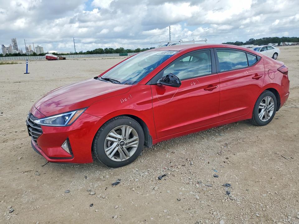 2020 Hyundai Elantra მანქანა იყიდება აუქციონზე, vin: 5NPD84LF1LH596986, აუქციონის ნომერი: 56981096