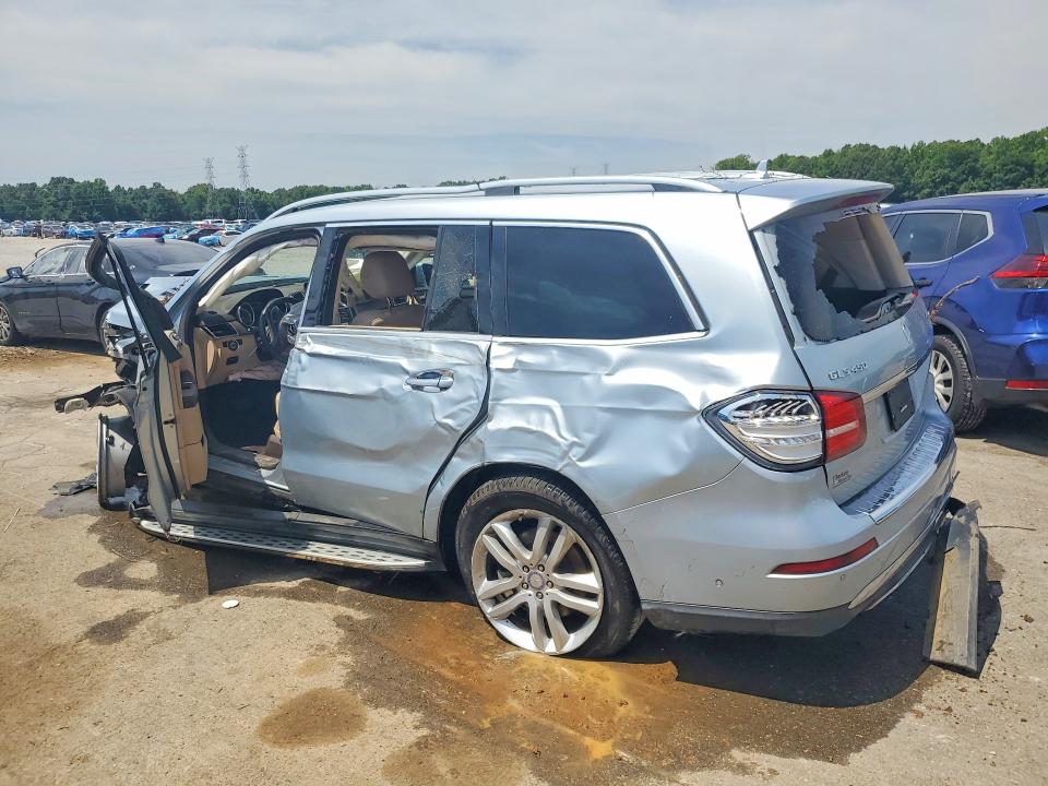 56138916 :رقم المزاد ، 4JGDF6EE7HA896077 vin ، 2017 Mercedes-benz Gls مزاد بيع