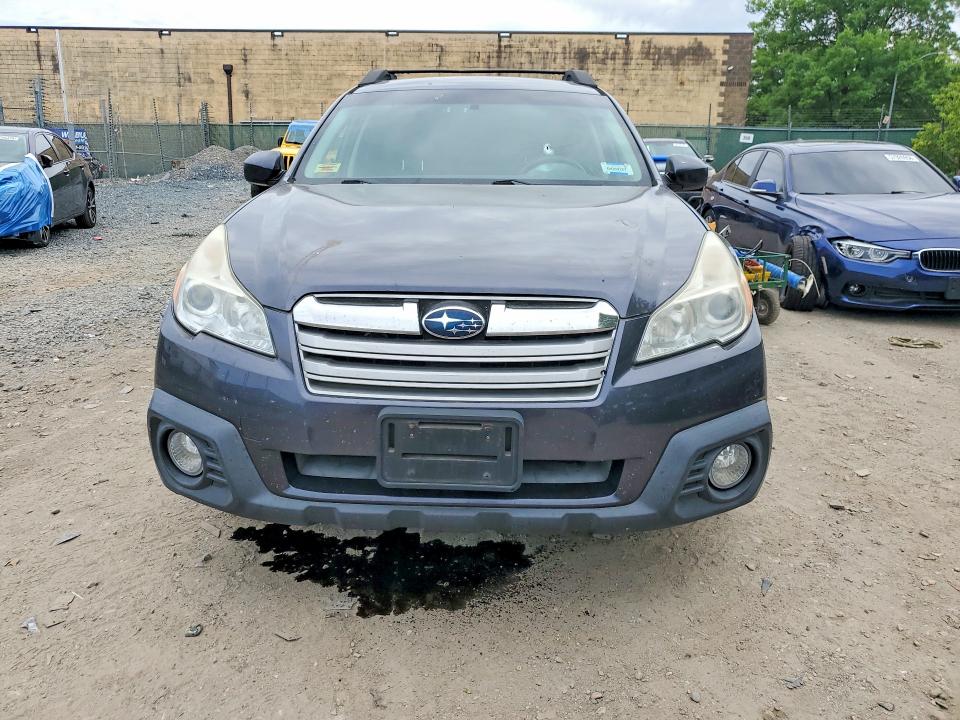 57942566 :رقم المزاد ، 4S4BRBCC5D3255601 vin ، 2013 Subaru Outback مزاد بيع
