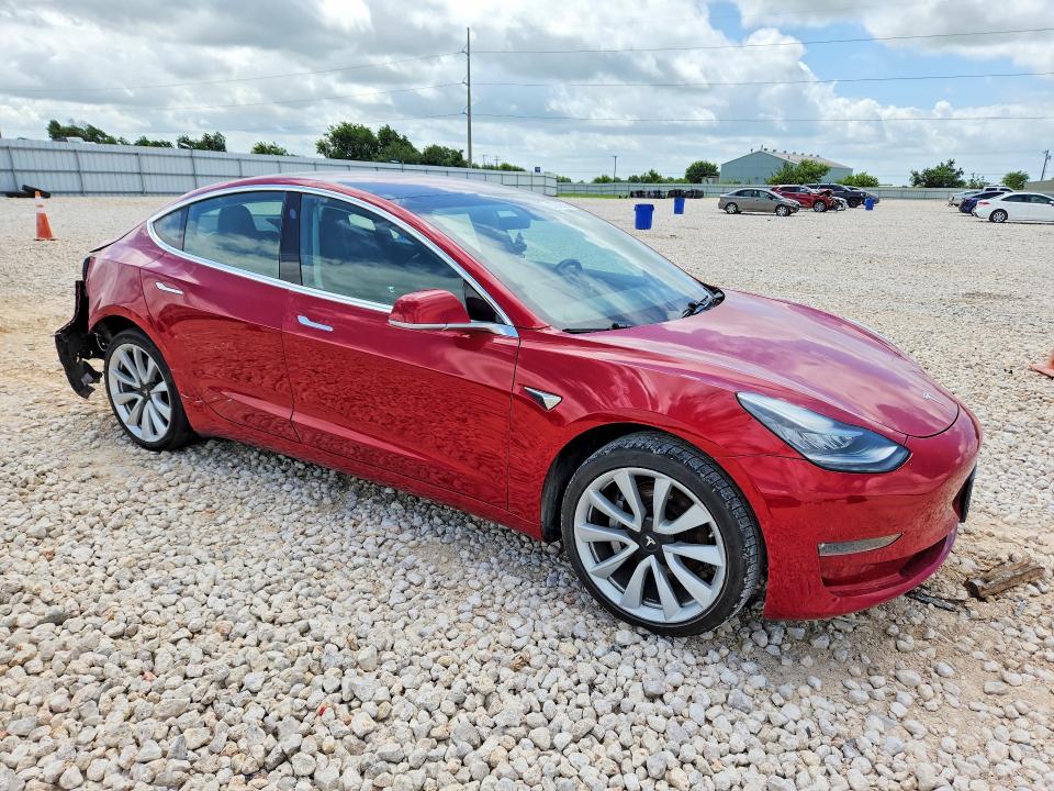 2018 Tesla Model 3 მანქანა იყიდება აუქციონზე, vin: 5YJ3E1EA7JF035787, აუქციონის ნომერი: 57216826