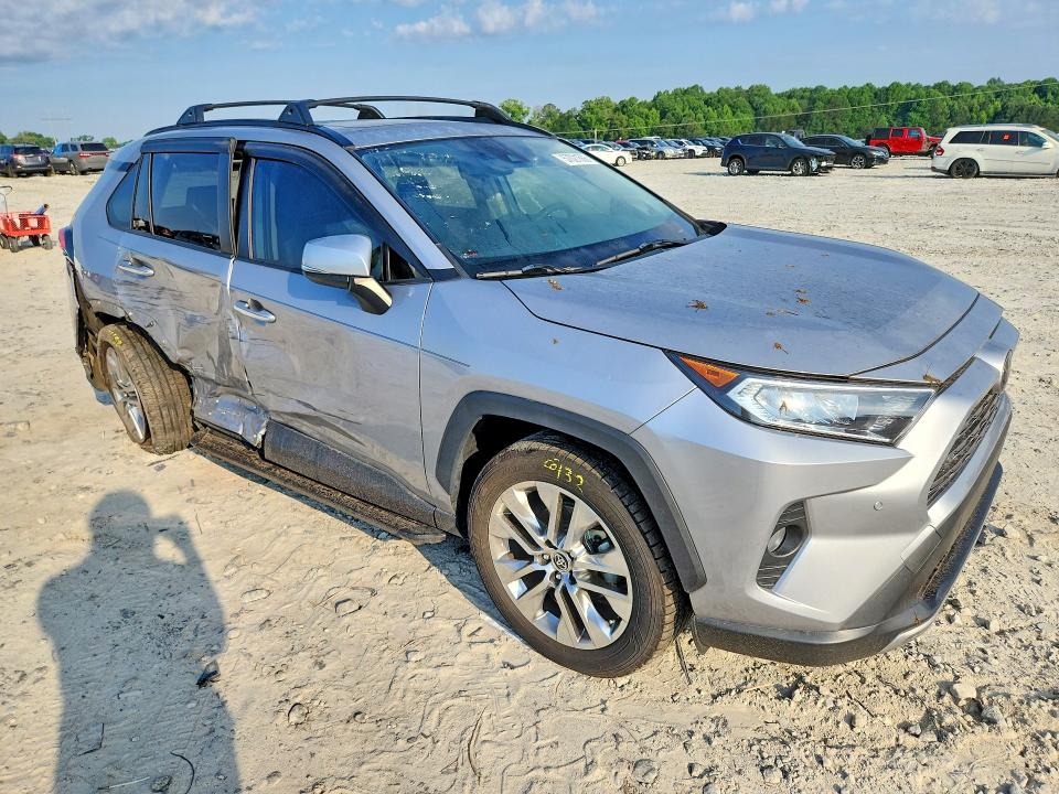 Auction sale of the 2021 Toyota Rav4, vin: JTMY1RFV8MD071632, lot number: 57021666