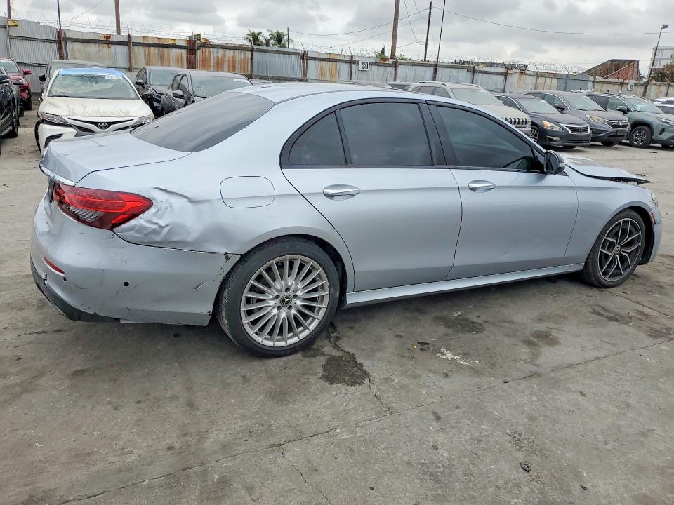 59197256 :رقم المزاد ، W1KZF8DB3MA930271 vin ، 2021 Mercedes-benz E مزاد بيع