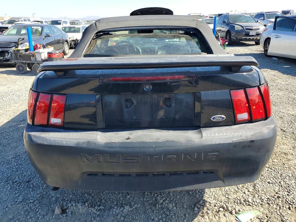 Продажа на аукционе авто 2001 Ford Mustang, vin: 1FAFP44421F200263, номер лота: 58102446