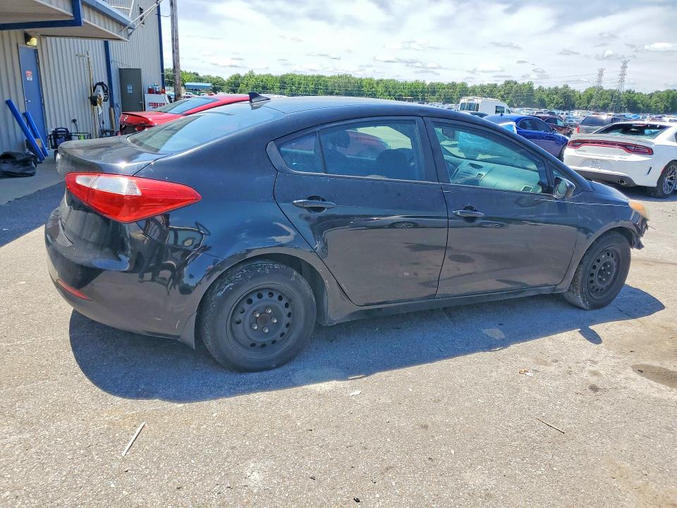 2014 Kia Forte მანქანა იყიდება აუქციონზე, vin: KNAFK4A66E5156792, აუქციონის ნომერი: 57584336