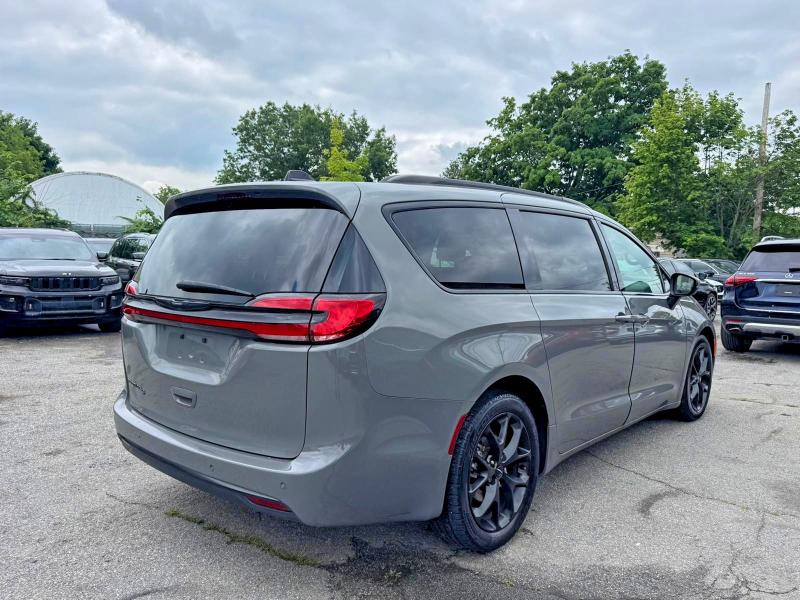 59661576 :رقم المزاد ، 2C4RC1BG4PR516926 vin ، 2023 Chrysler Pacifica مزاد بيع